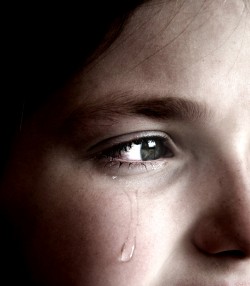 bigstock-Closeup-of-girl-crying-with-te-26175470